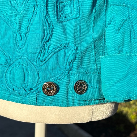 Vintage Chico's Turquoise Cotton Embroidered Denim Jacket - Picture 5 of 8
